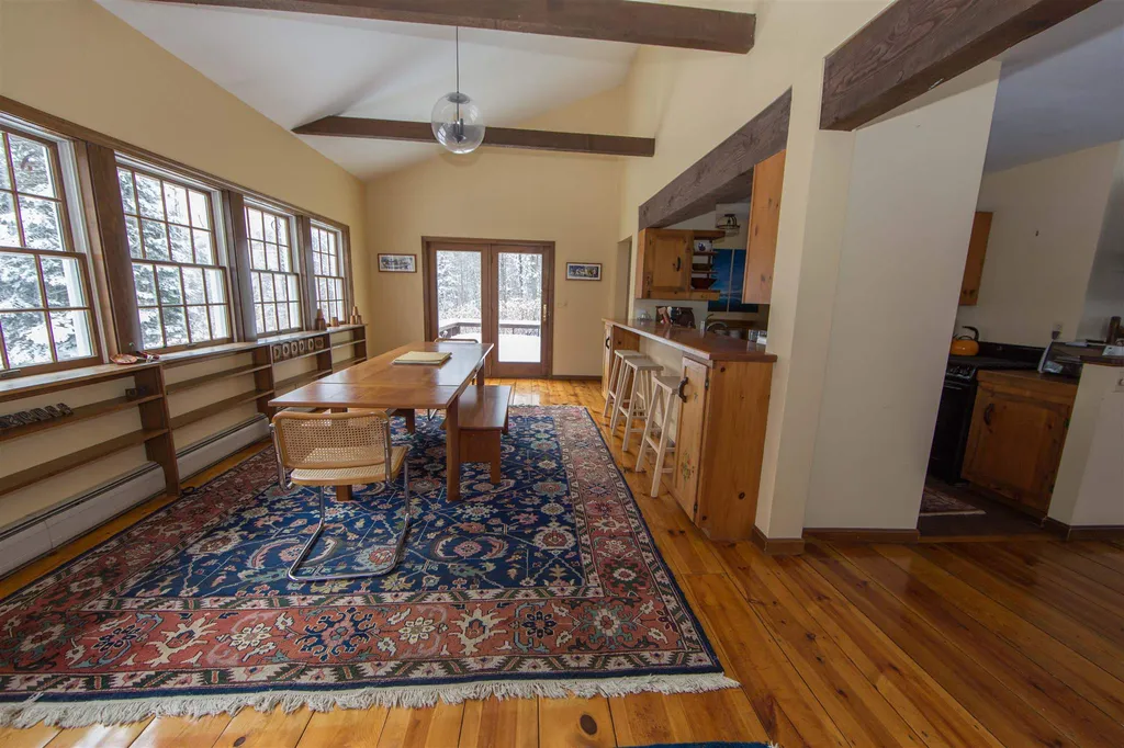 55 Carlyle Road Warren VT 05674