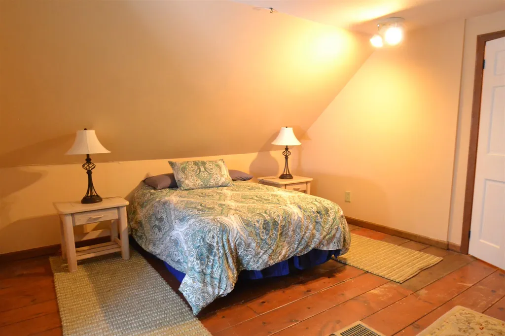 55 Carlyle Road Warren VT 05674