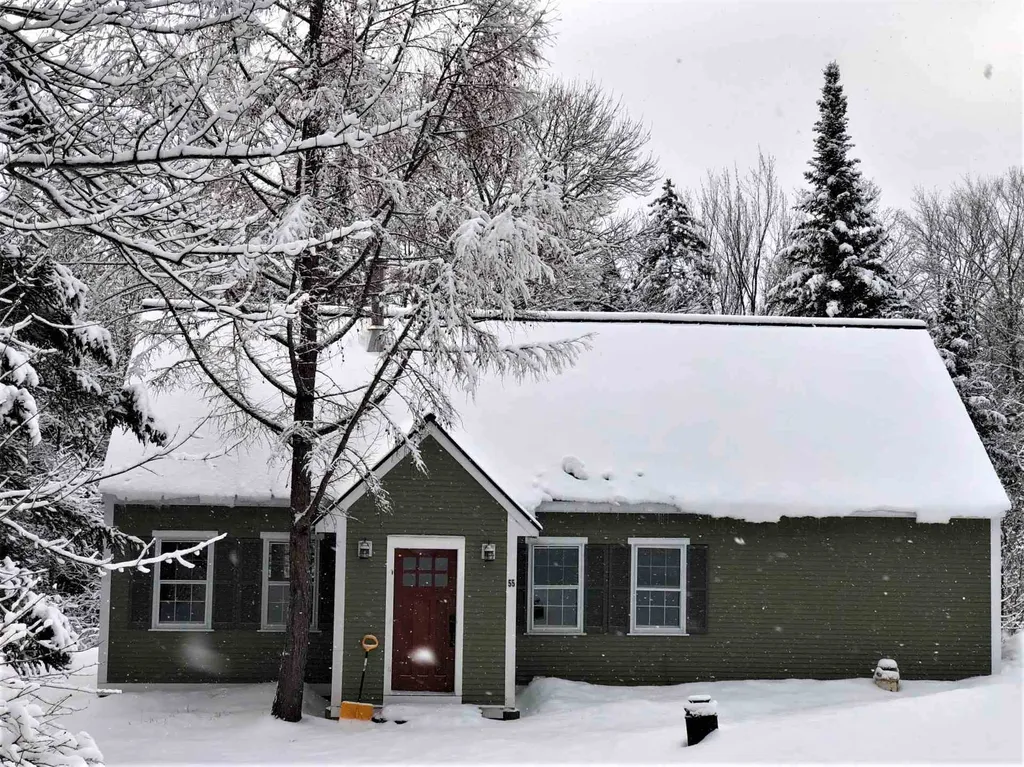 55 Carlyle Road Warren VT 05674