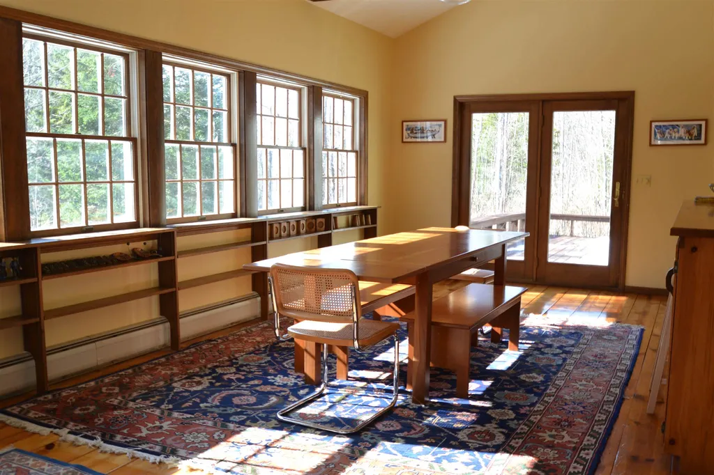 55 Carlyle Road Warren VT 05674