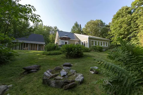 55 Carlyle Road Warren VT 05674