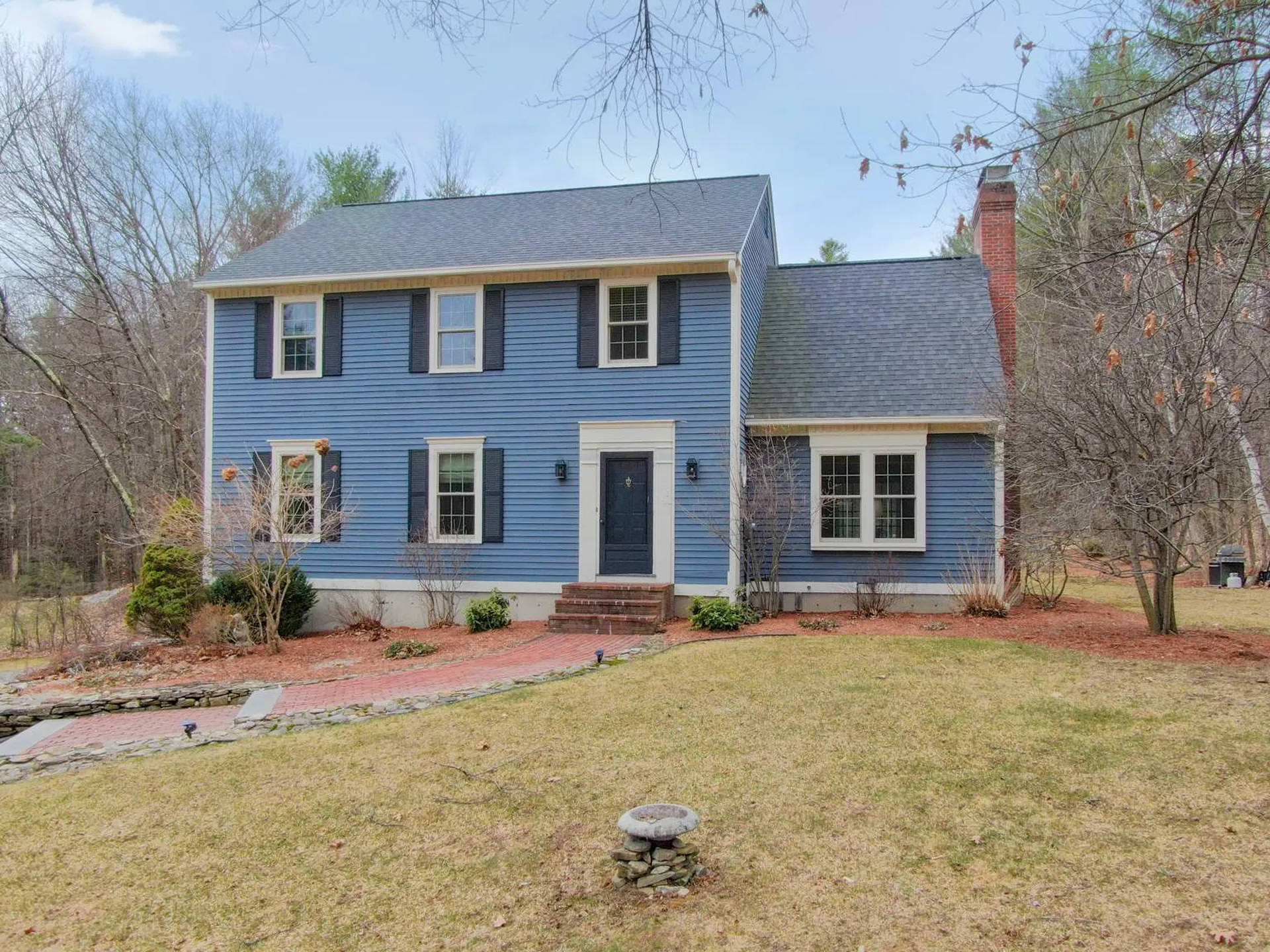 16 Reverend Houston Drive Bedford NH 03110