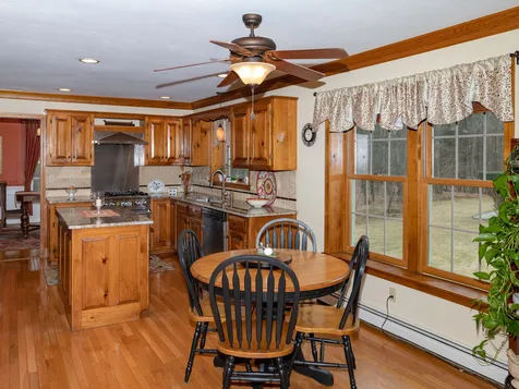 16 Reverend Houston Drive Bedford NH 03110