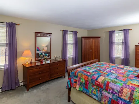 16 Reverend Houston Drive Bedford NH 03110