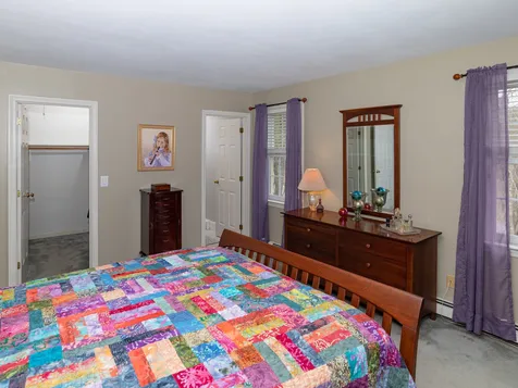 16 Reverend Houston Drive Bedford NH 03110