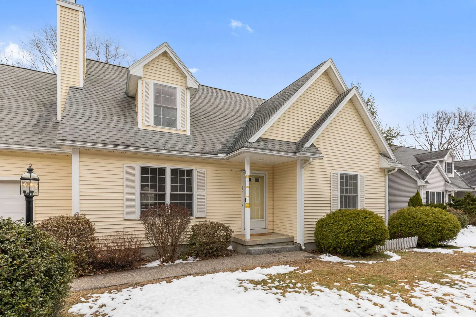 10 Dunlin Way Portsmouth NH 03801