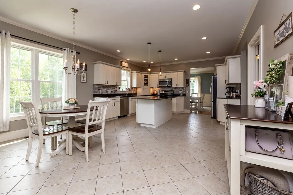 122 Greenview Drive Loudon NH 03307