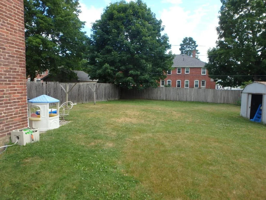 2-4 Forest Street Newmarket NH 03857