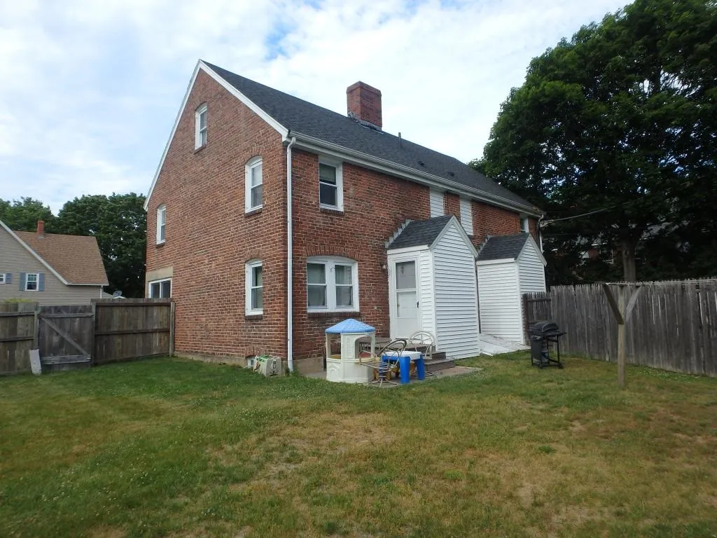2-4 Forest Street Newmarket NH 03857