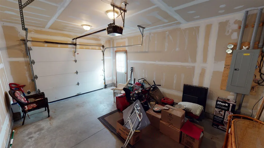 30 Knobby Way Rochester NH 03867