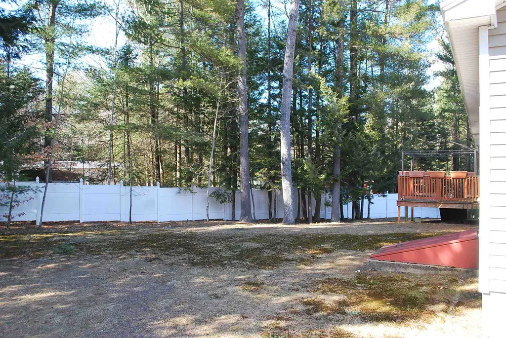 30 Knobby Way Rochester NH 03867