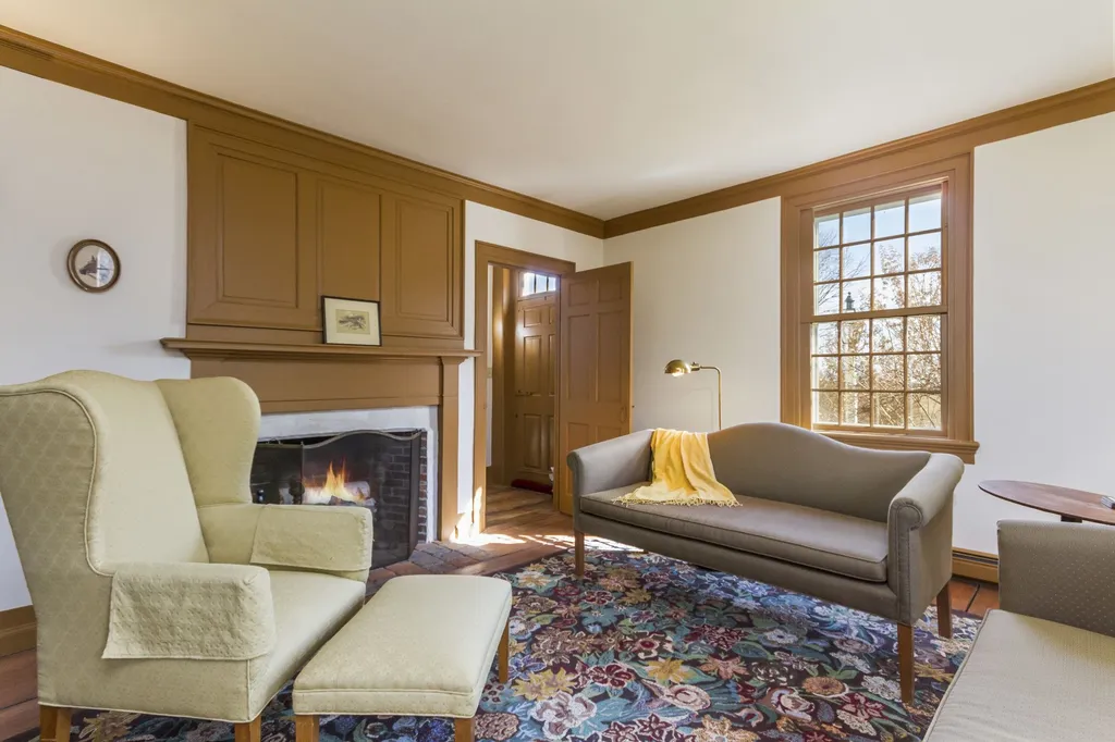 7518 Currier Road Loudon NH 03307