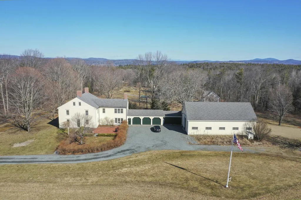 7518 Currier Road Loudon NH 03307