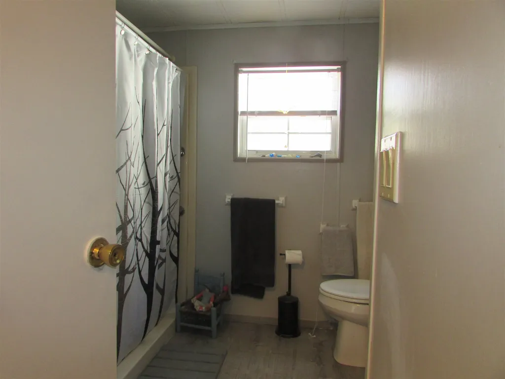 1 Eastman Avenue Wolfeboro NH 03894