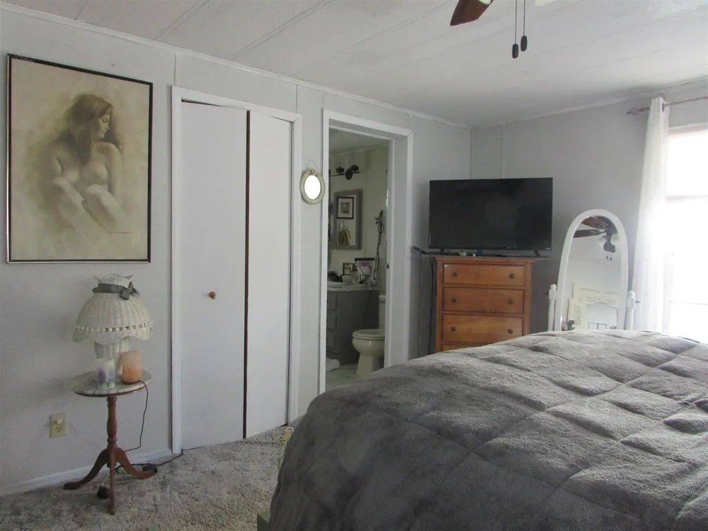 1 Eastman Avenue Wolfeboro NH 03894