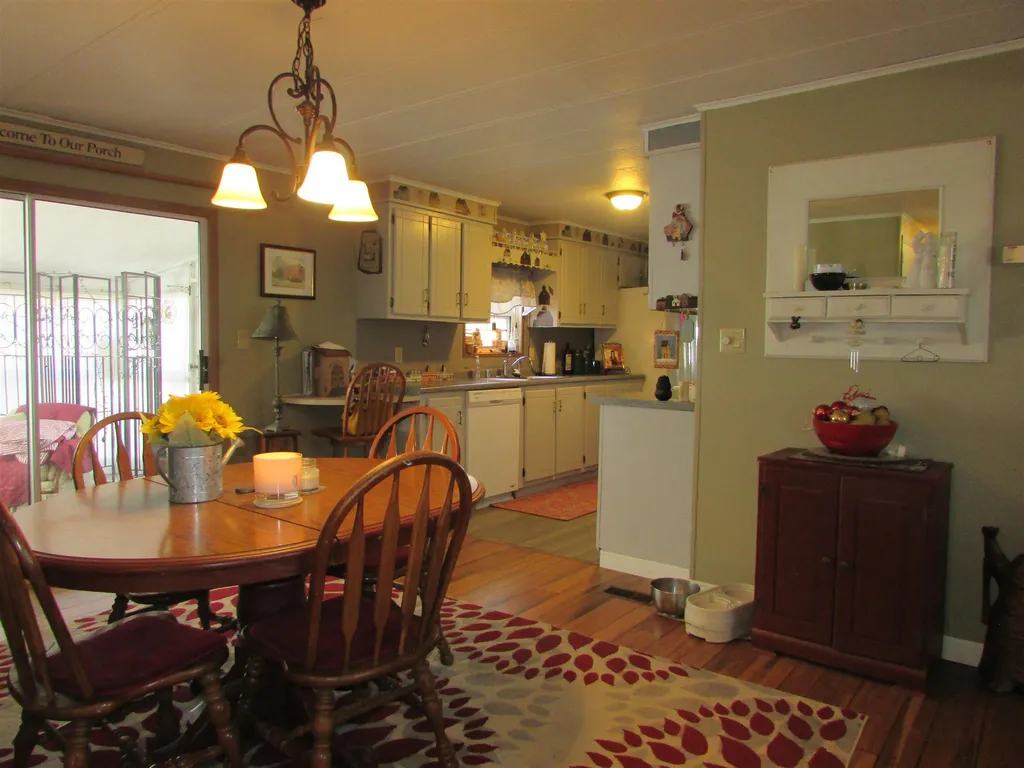1 Eastman Avenue Wolfeboro NH 03894