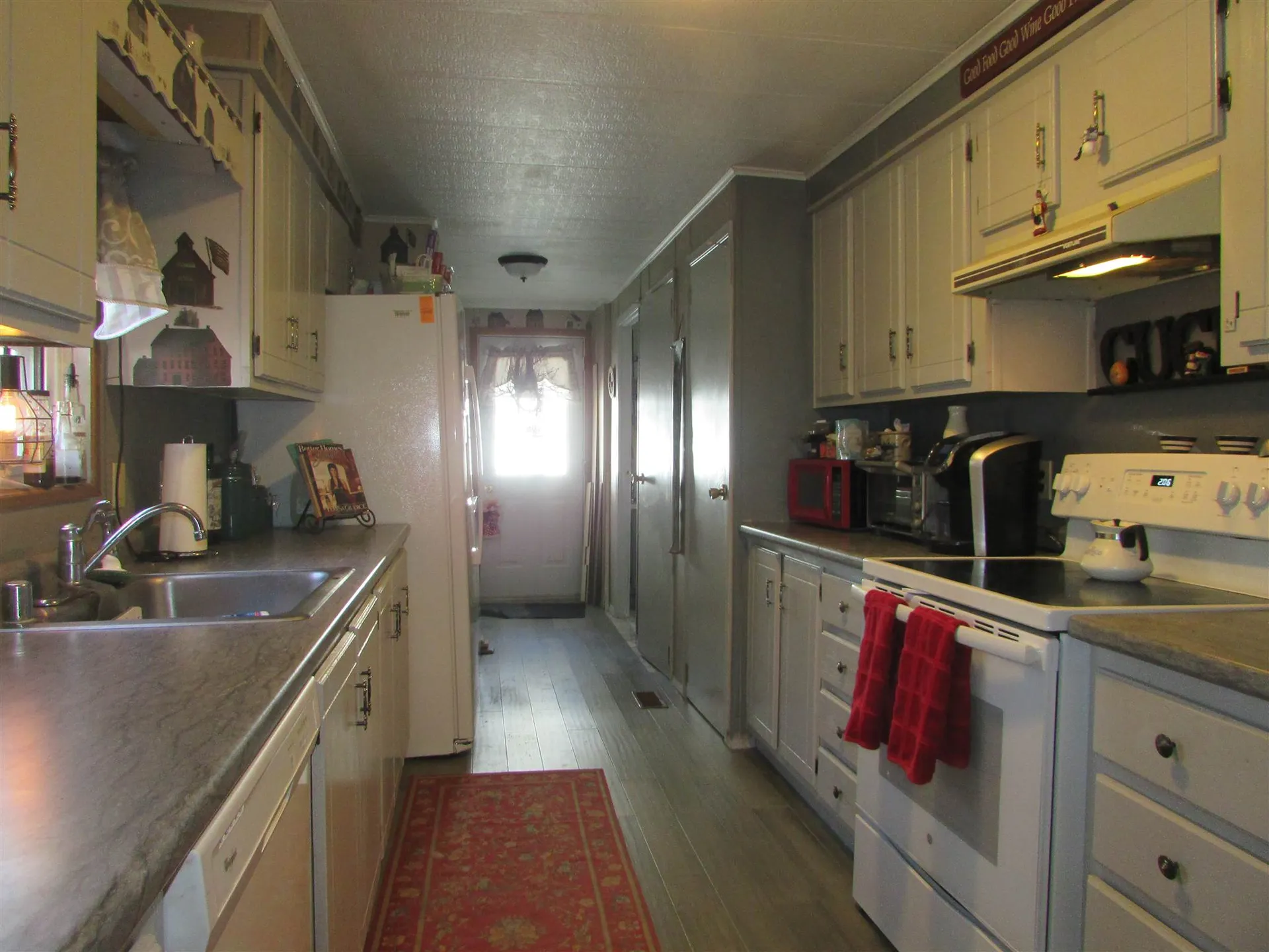 1 Eastman Avenue Wolfeboro NH 03894