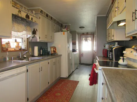 1 Eastman Avenue Wolfeboro NH 03894