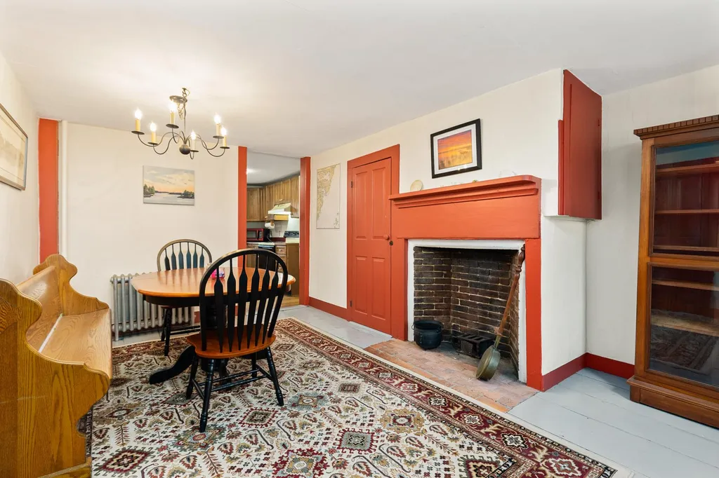 34 Blossom Street Portsmouth NH 03801