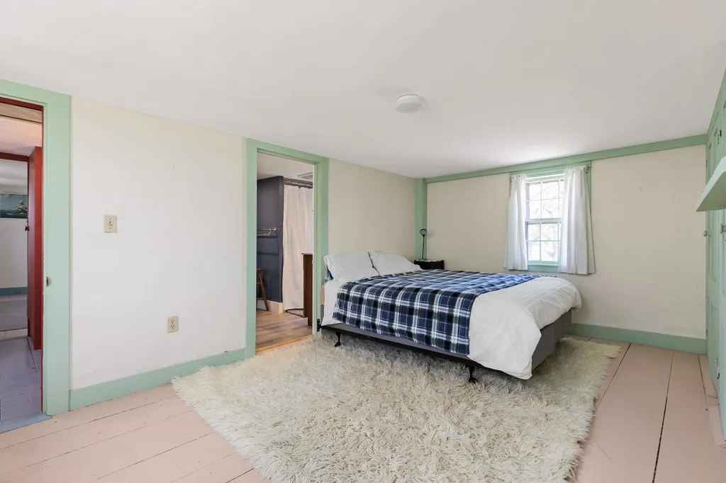 34 Blossom Street Portsmouth NH 03801