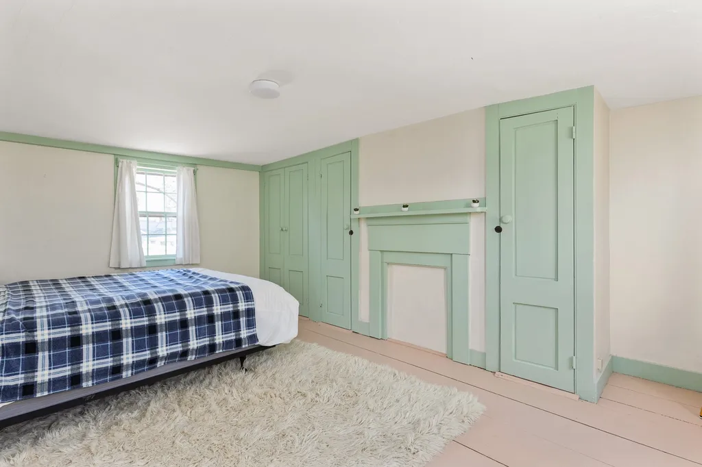 34 Blossom Street Portsmouth NH 03801