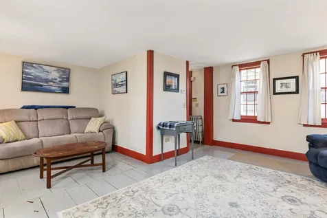 34 Blossom Street Portsmouth NH 03801