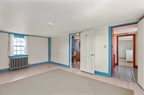34 Blossom Street Portsmouth NH 03801