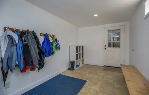 48 Moharimet Drive Madbury NH 03823