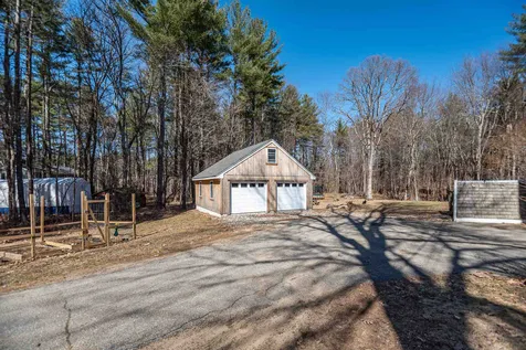 48 Moharimet Drive Madbury NH 03823