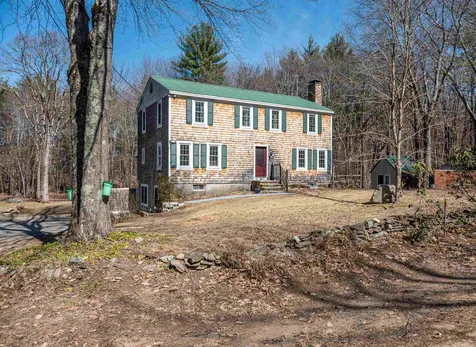 48 Moharimet Drive Madbury NH 03823