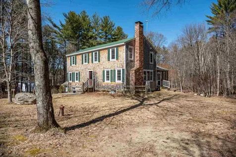 48 Moharimet Drive Madbury NH 03823