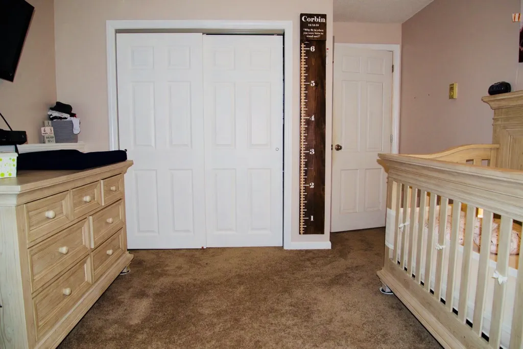 6l Matthew Drive Derry NH 03038