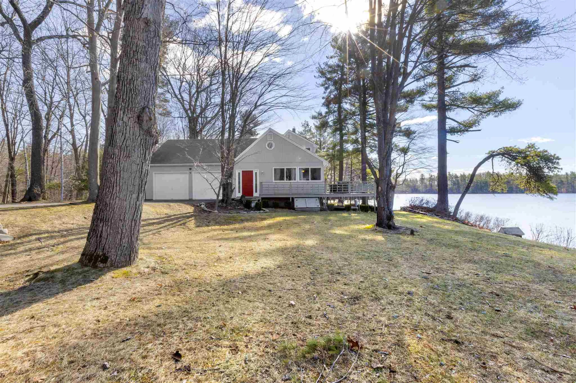 23 Sunshine Drive Kingston NH 03848