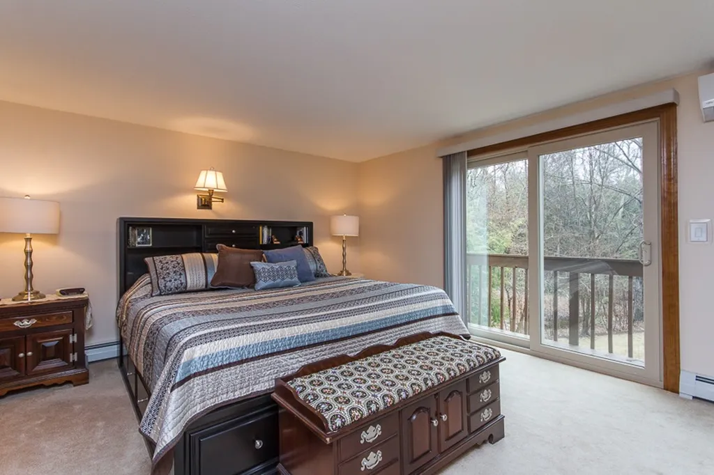 34 Mulberry Lane Bedford NH 03110