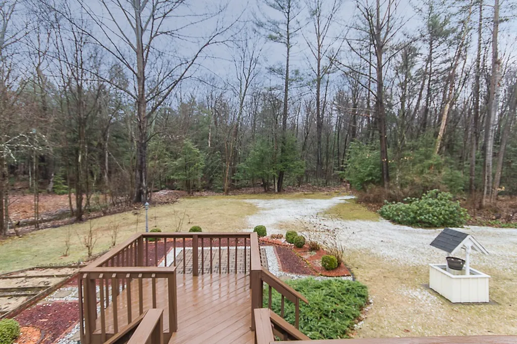 34 Mulberry Lane Bedford NH 03110