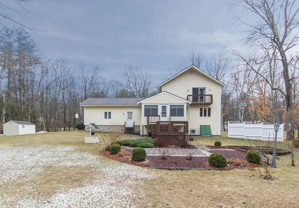 34 Mulberry Lane Bedford NH 03110