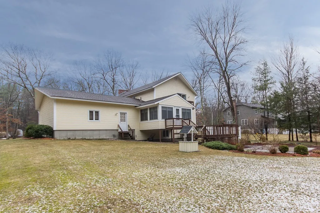 34 Mulberry Lane Bedford NH 03110