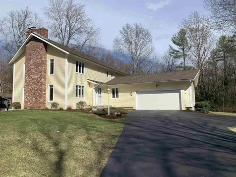 34 Mulberry Lane Bedford NH 03110
