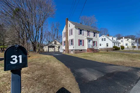 31 Tilton Avenue Kittery ME 03904