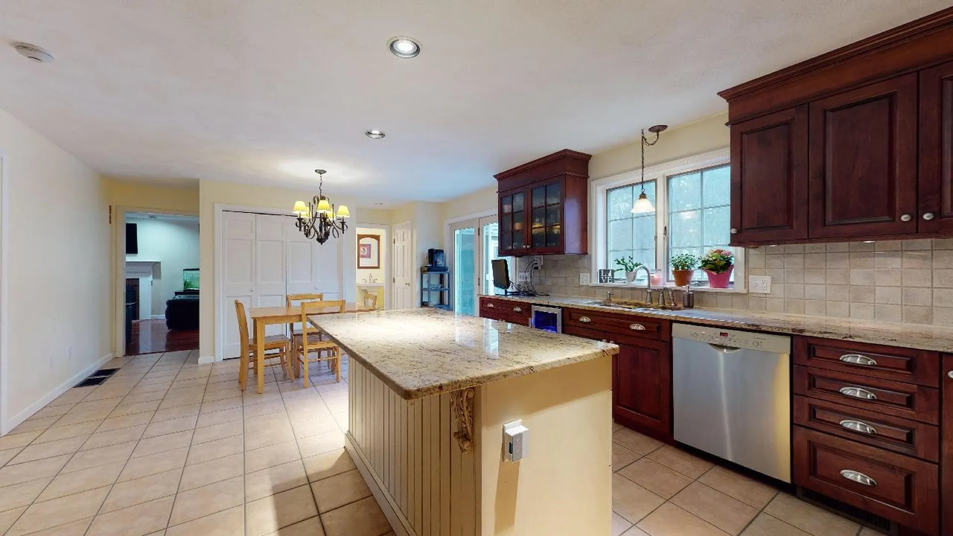 13 Colleen Drive Salem NH 03079