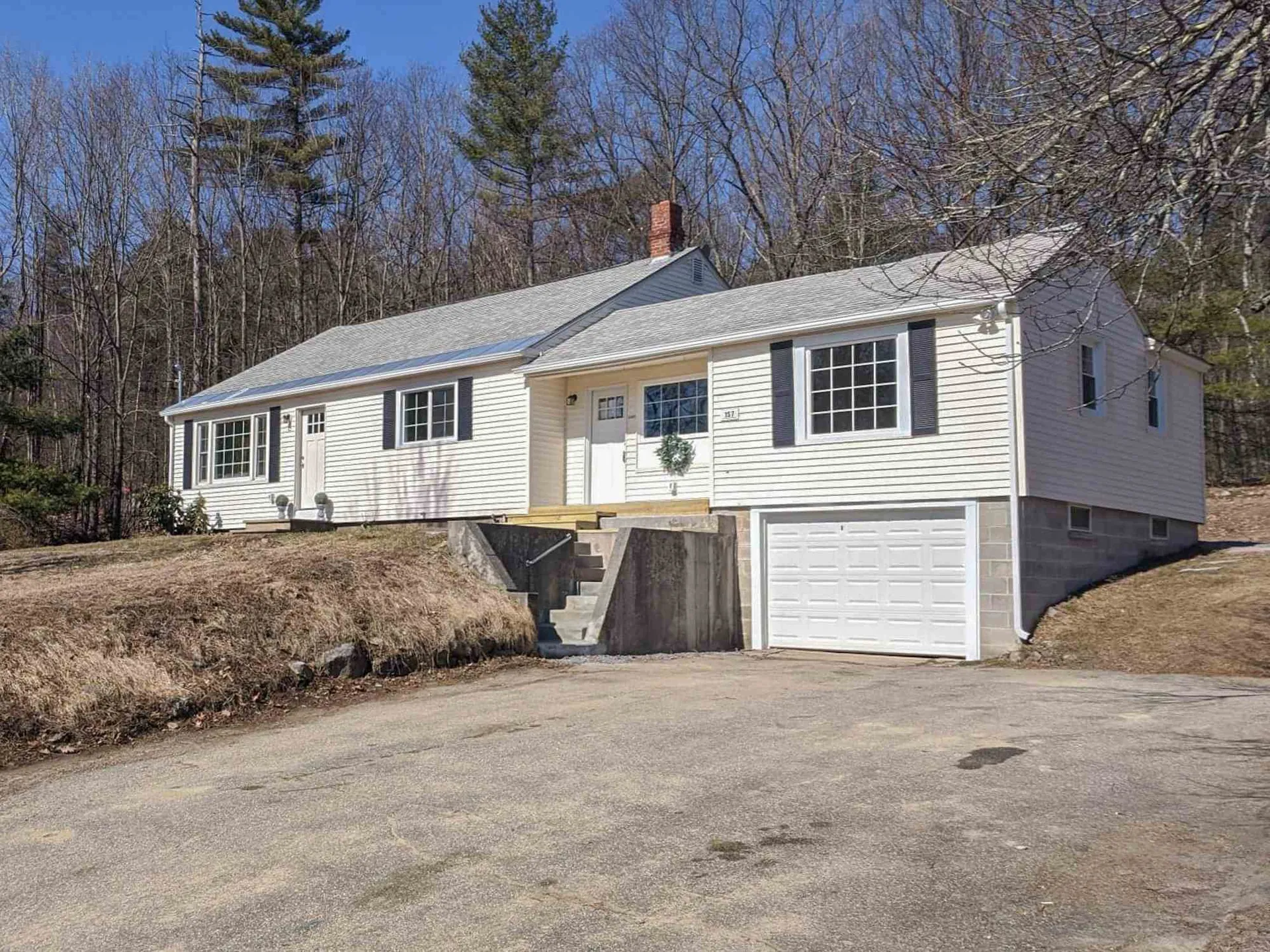 157 Tirrell Hill Road Goffstown NH 03045