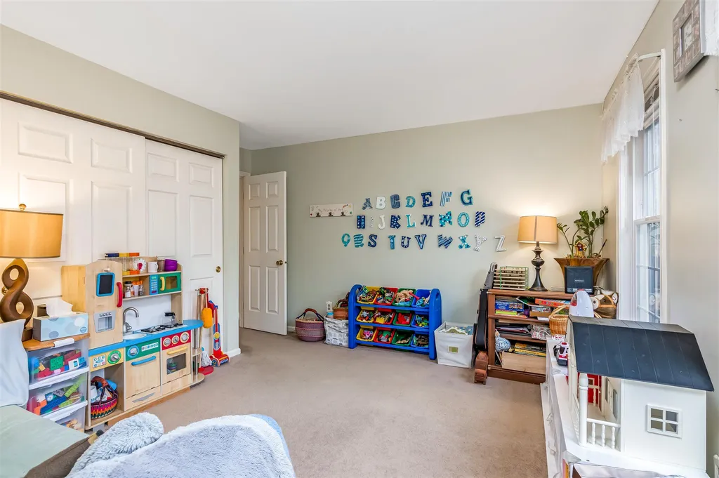 26 Derby Circle South Burlington VT 05403