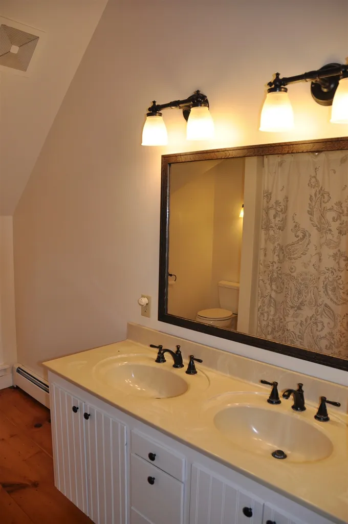 567 Orchard Run Cornwall VT 05753