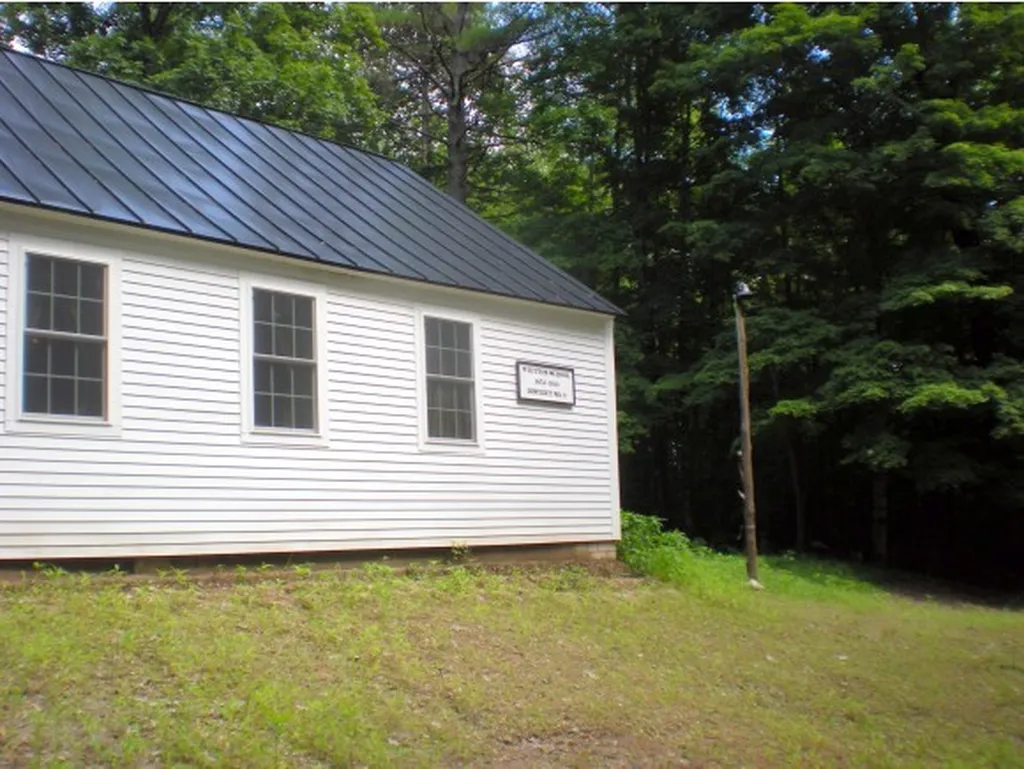 149 Bryant Road Wolfeboro NH 03894