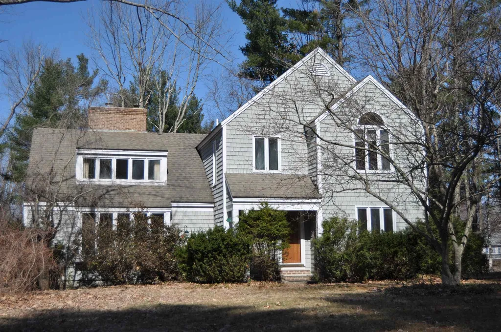 4 Bramley Hill Road Windham NH 03087