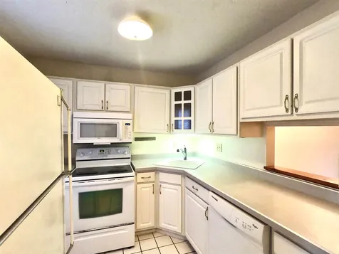 12 Hayes Avenue South Burlington VT 05403