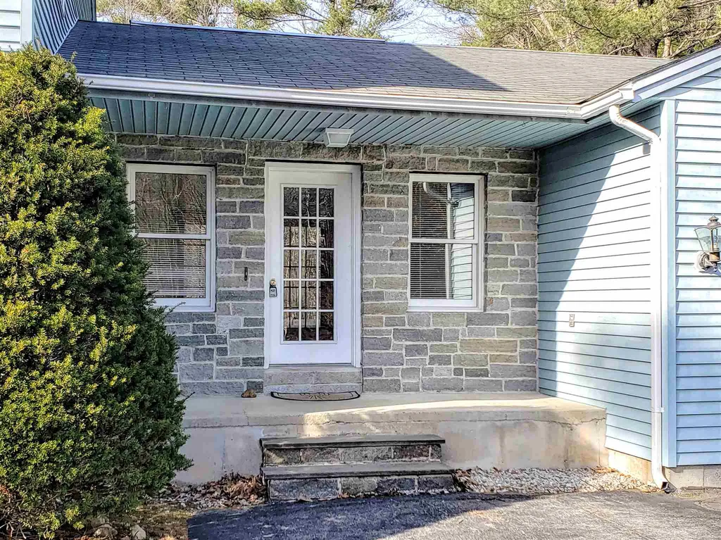 6 Irving Drive Concord NH 03301
