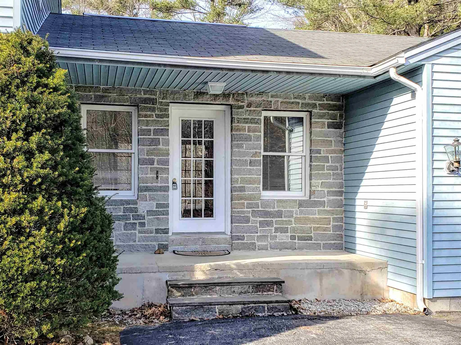 6 Irving Drive Concord NH 03301