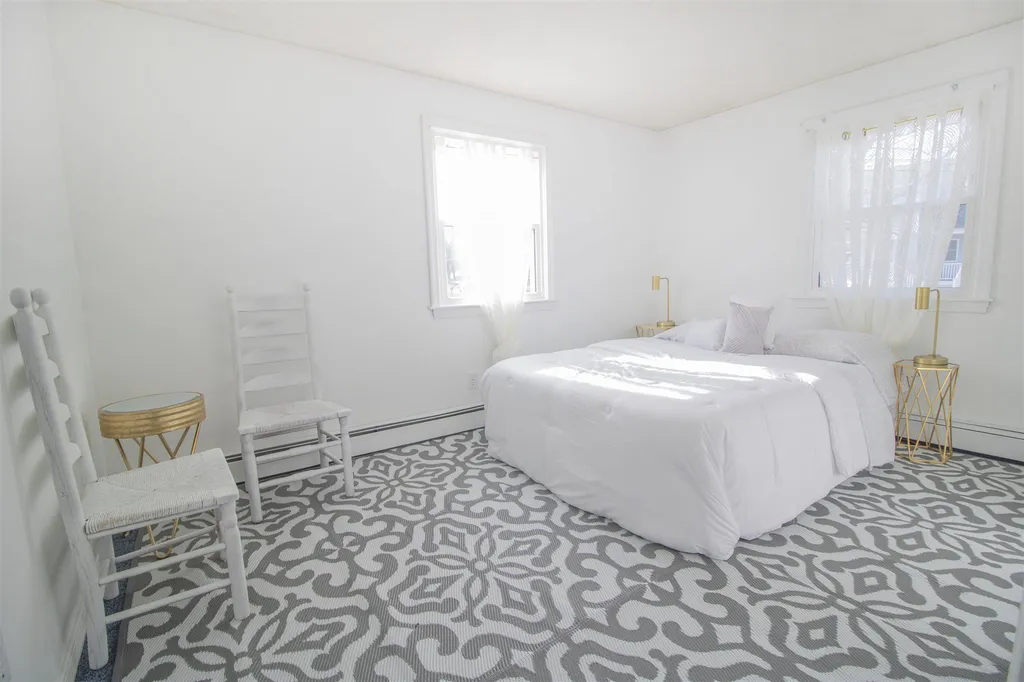 93 Woodlawn Circle Portsmouth NH 03801
