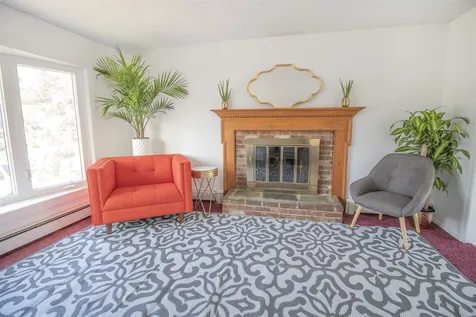 93 Woodlawn Circle Portsmouth NH 03801